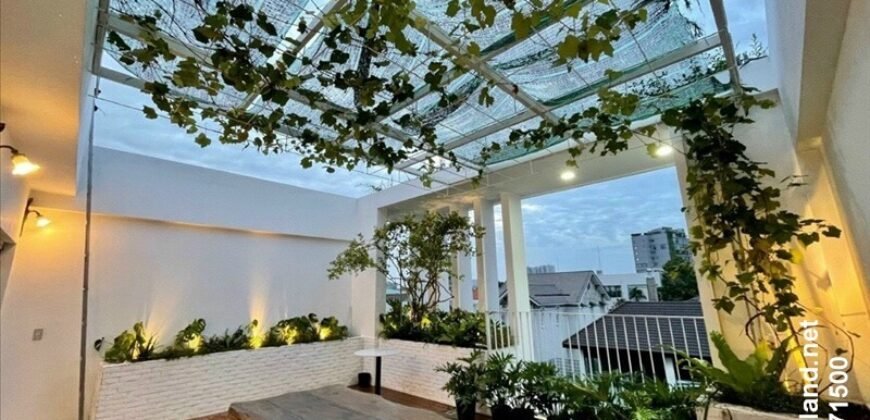Biệt thự kiểu hiện đại ở Thảo Điền