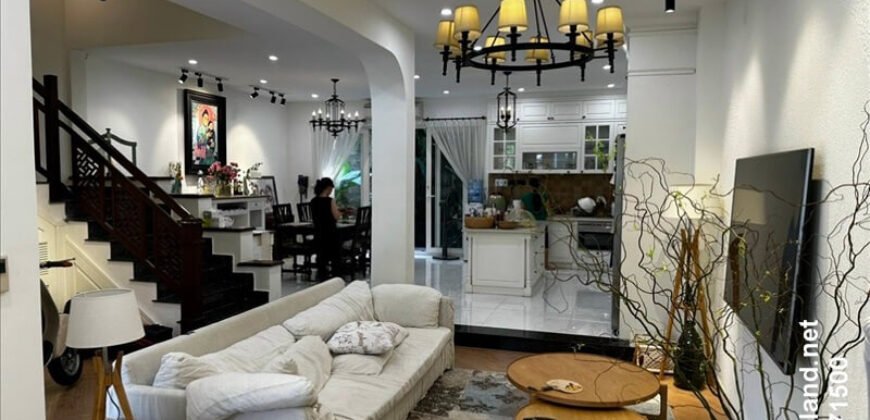 Biệt thự kiểu hiện đại ở Thảo Điền