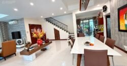 Biệt Thự Giang Văn Minh Quận 2, Góc 2 Mặt Tiền, 277m²