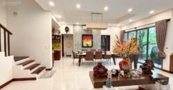 Biệt Thự Giang Văn Minh Quận 2, Góc 2 Mặt Tiền, 277m²